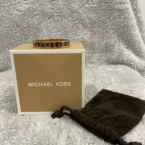 Michael kors bracelet, new. - Picture 2 of 2